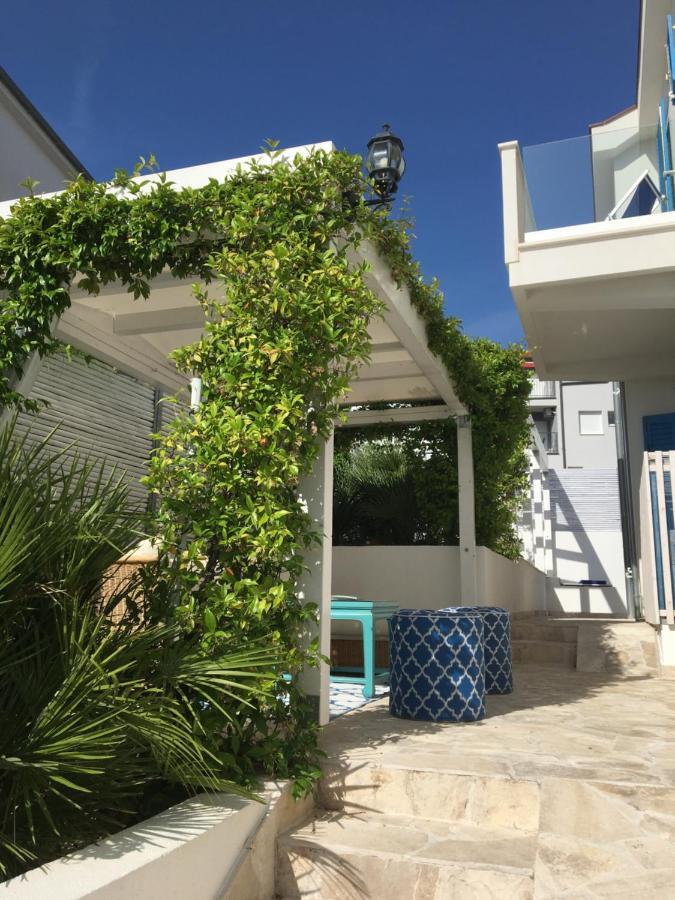 Seaside Villa With Private Pool Home By The Sea - Villa トロギール エクステリア 写真